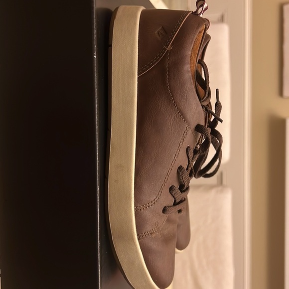 SPERRY Top-sider size 5 boys - lightly worn - Picture 2 of 5